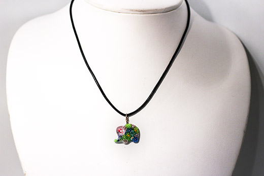 Pendentif Éléphant Multicolore