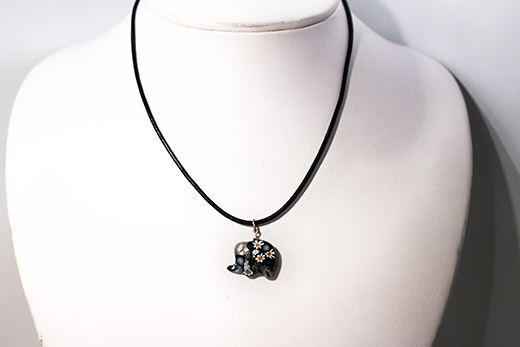 Pendentif Éléphant Noir