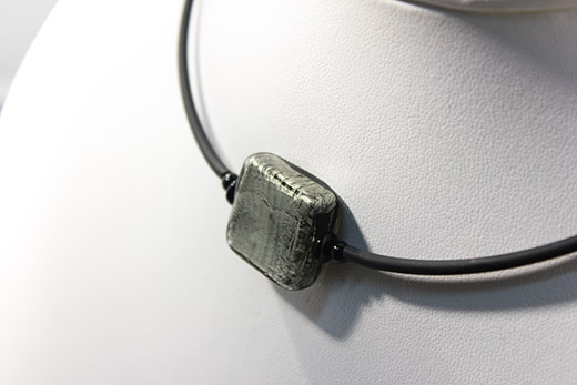Collier Giada Gris