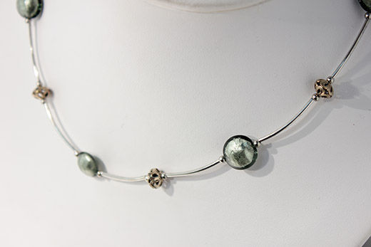Collier Mirta Gris