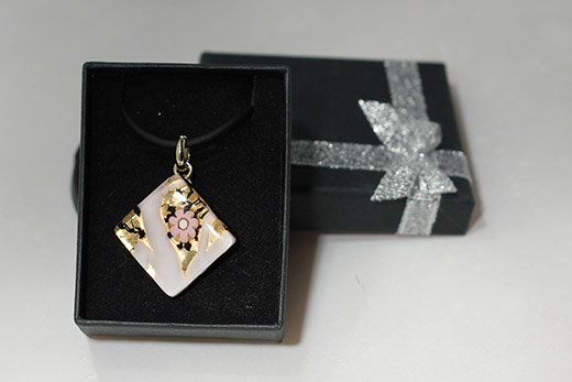 Pendentif Amelia Zébré Blanc