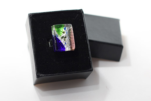 Bague Camillia Bleu Marine Et Vert Pomme