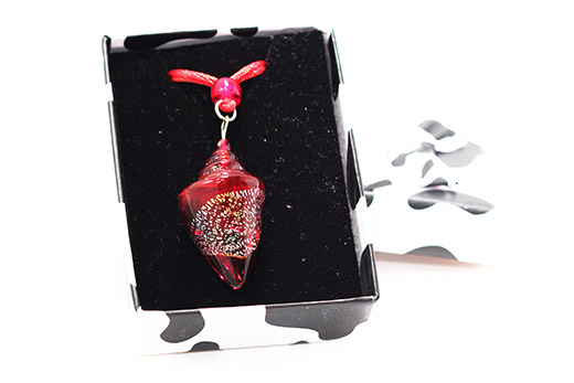 Pendentif Coquillage Rouge