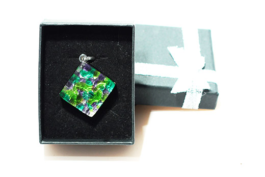 Pendentif Amelia Nuances De Vert Et Améthyste